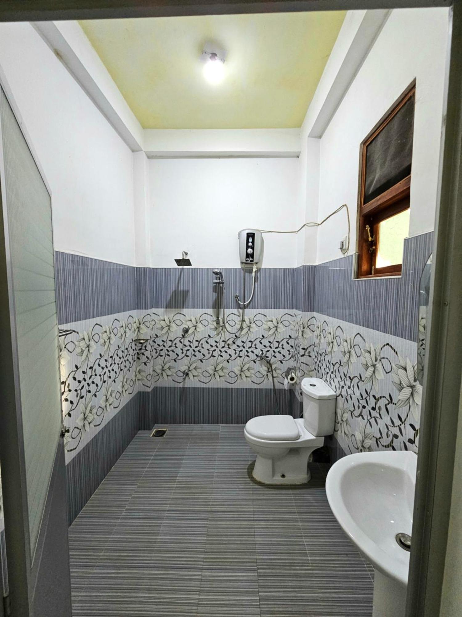Hotel Tissamaharama Εξωτερικό φωτογραφία